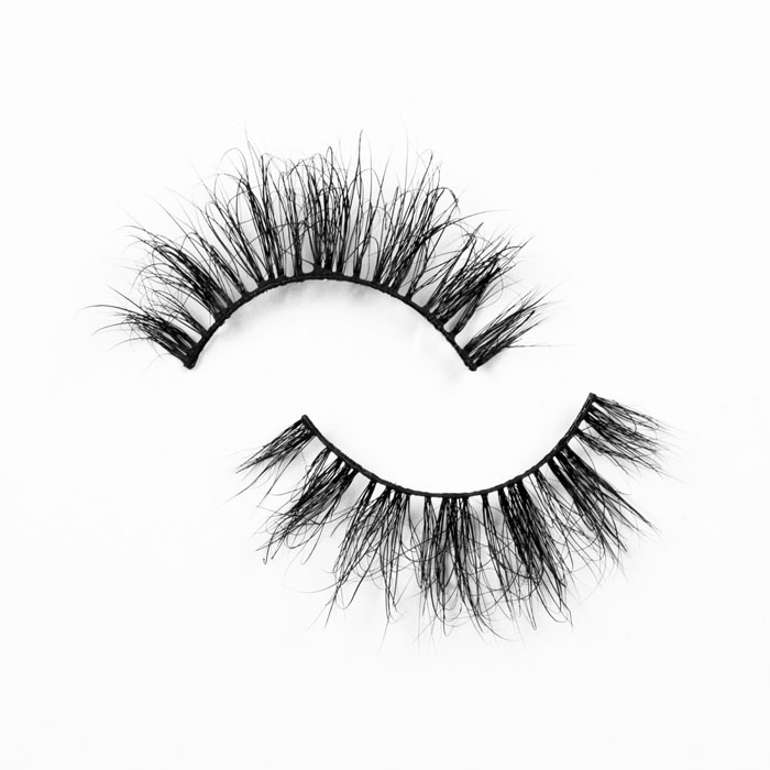 Want a luxurious eyelash experience? Try Mink Eyelashes!